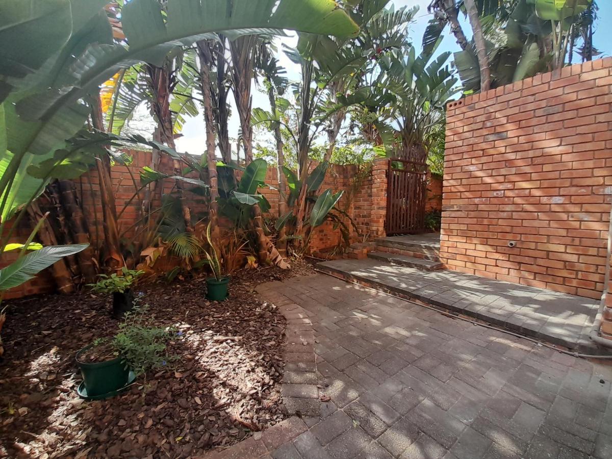 African Thistle St. Lucia Exterior photo